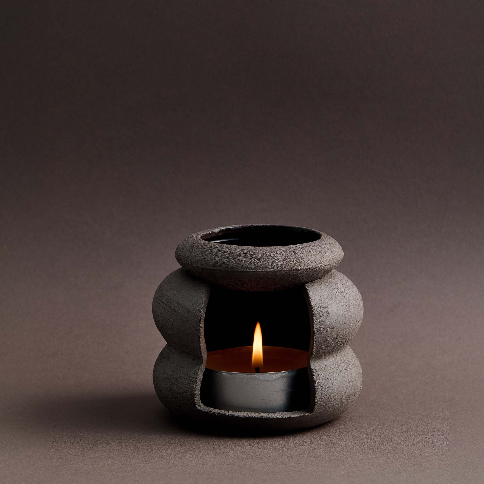 The Power of Aromatherapy for Stress Relief & Home Wellness